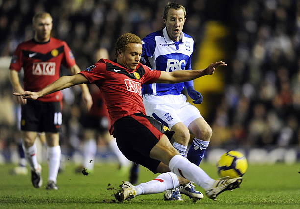 许尔策勒的 许尔策勒的