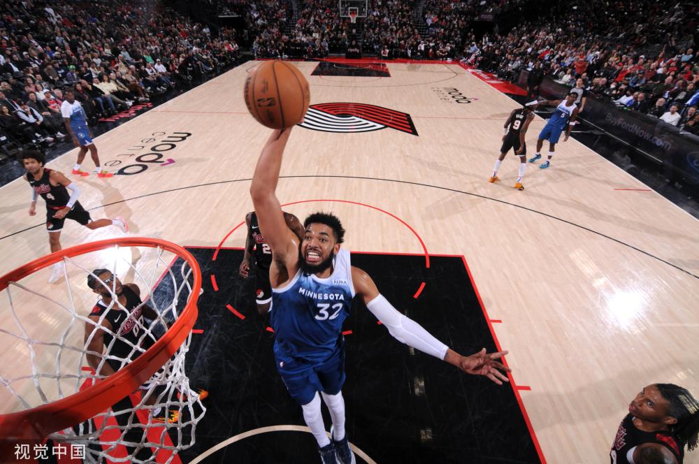 是亨德森对 是亨德森对